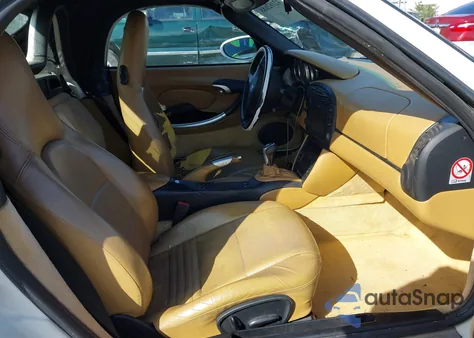 2000 Porsche Boxster S z USA, uszkodzony, nr VIN WP0CB2980YU662175